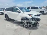 2019 Toyota Highlander фото