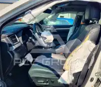 2019 Toyota Highlander фото