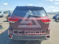 2019 Toyota Highlander photo