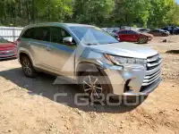2019 Toyota Highlander фото