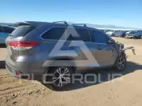 2019 Toyota Highlander фото