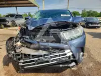 2019 Toyota Highlander photo