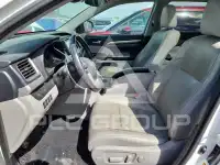 2019 Toyota Highlander фото