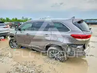 2019 Toyota Highlander фото