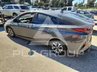 2019 Toyota PRIUS photo