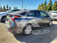 2019 Toyota PRIUS photo