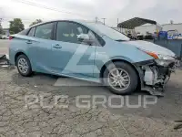 2019 Toyota PRIUS photo