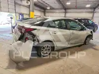 2019 Toyota PRIUS фото