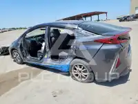 2019 Toyota PRIUS photo