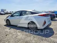 2019 Toyota PRIUS photo
