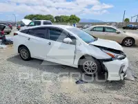 2019 Toyota PRIUS фото
