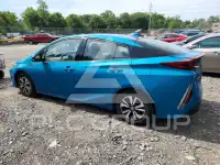 2019 Toyota PRIUS photo
