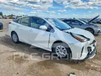 2019 Toyota PRIUS photo