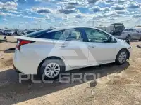 2019 Toyota PRIUS photo