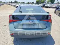 2019 Toyota PRIUS photo