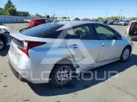 2019 Toyota PRIUS фото