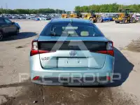 2019 Toyota PRIUS фото