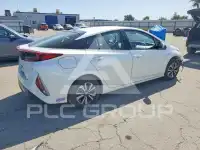 2019 Toyota PRIUS photo