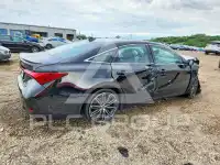 2019 Toyota AVALON photo
