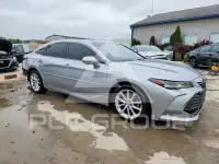 2019 Toyota AVALON фото