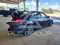 2019 KIA Optima photo