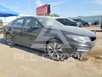 2019 KIA Optima photo