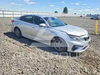 2019 KIA Optima photo