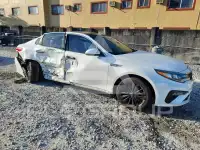 2019 KIA Optima photo