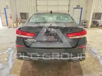 2019 KIA Optima photo