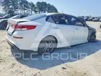 2019 KIA Optima photo