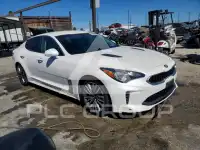 2019 KIA Stinger фото