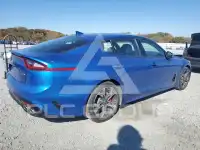 2019 KIA Stinger photo