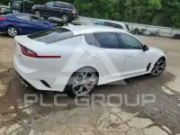 2019 KIA Stinger photo