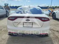 2019 KIA Stinger фото