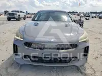 2019 KIA Stinger фото