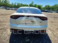 2019 KIA Stinger фото