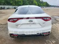 2019 KIA Stinger photo