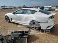 2019 KIA Stinger фото