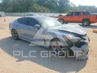 2019 KIA Stinger photo