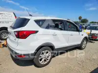 2019 Ford ESCAPE photo