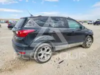 2019 Ford ESCAPE photo