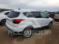 2019 Ford ESCAPE photo