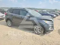 2019 Ford ESCAPE photo
