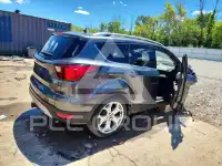 2019 Ford ESCAPE photo