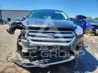 2019 Ford ESCAPE photo