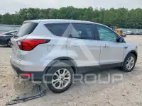 2019 Ford ESCAPE photo