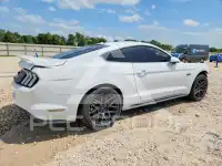 2019 Ford MUSTANG photo