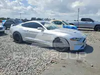 2019 Ford MUSTANG photo