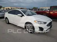 2019 Ford FUSION photo