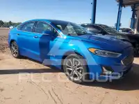 2019 Ford FUSION фото